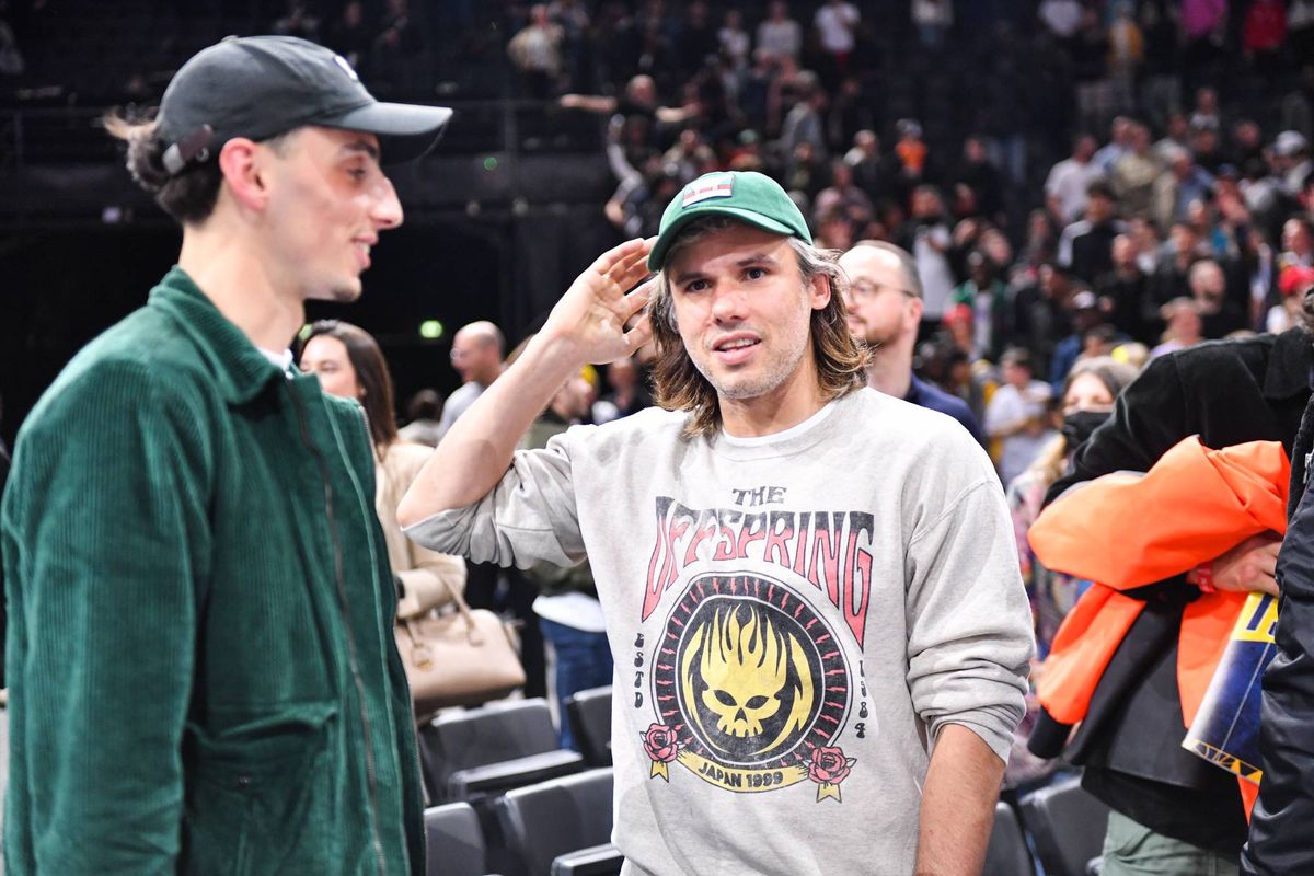 Mbappé se fait expliquer la chanson d'Orelsan