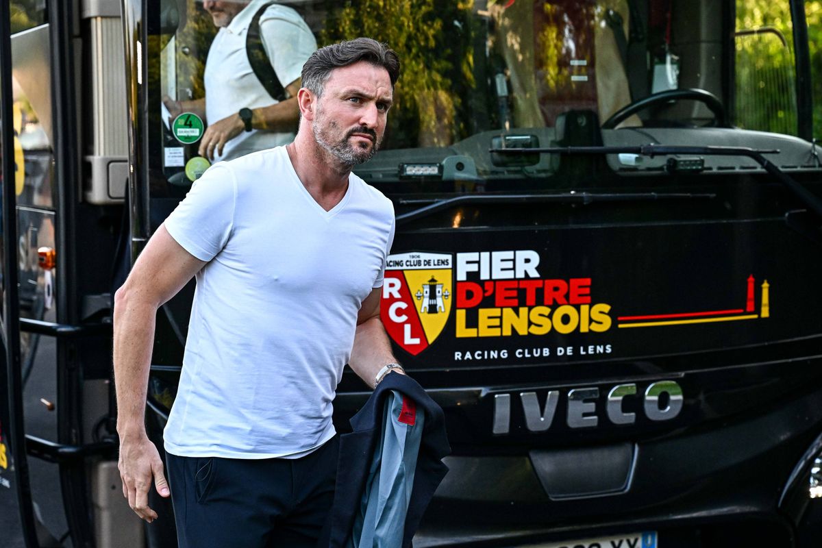 Strasbourg rompt le CDI de son boss du mercato