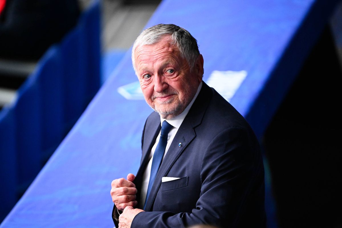 Un métro jusqu'au Groupama Stadium, votez Aulas