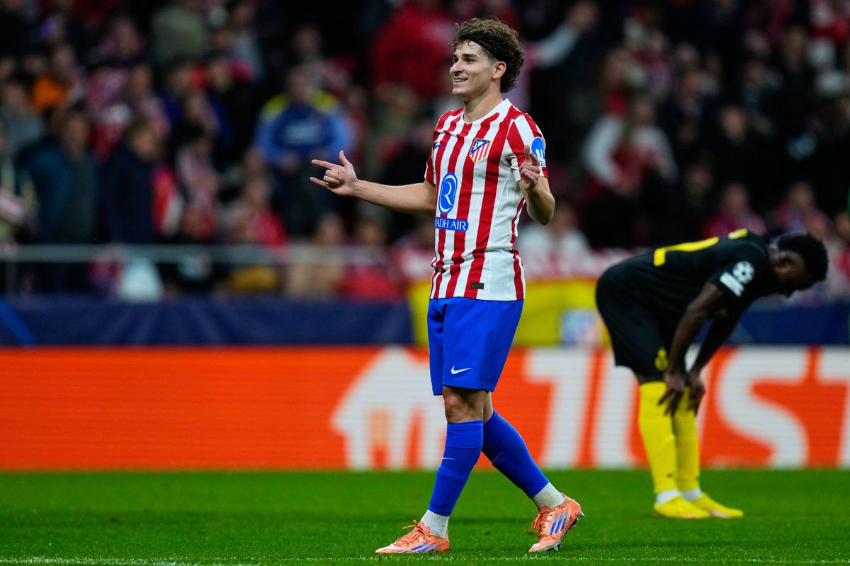 « C'est vrai », Julian Alvarez répond au PSG