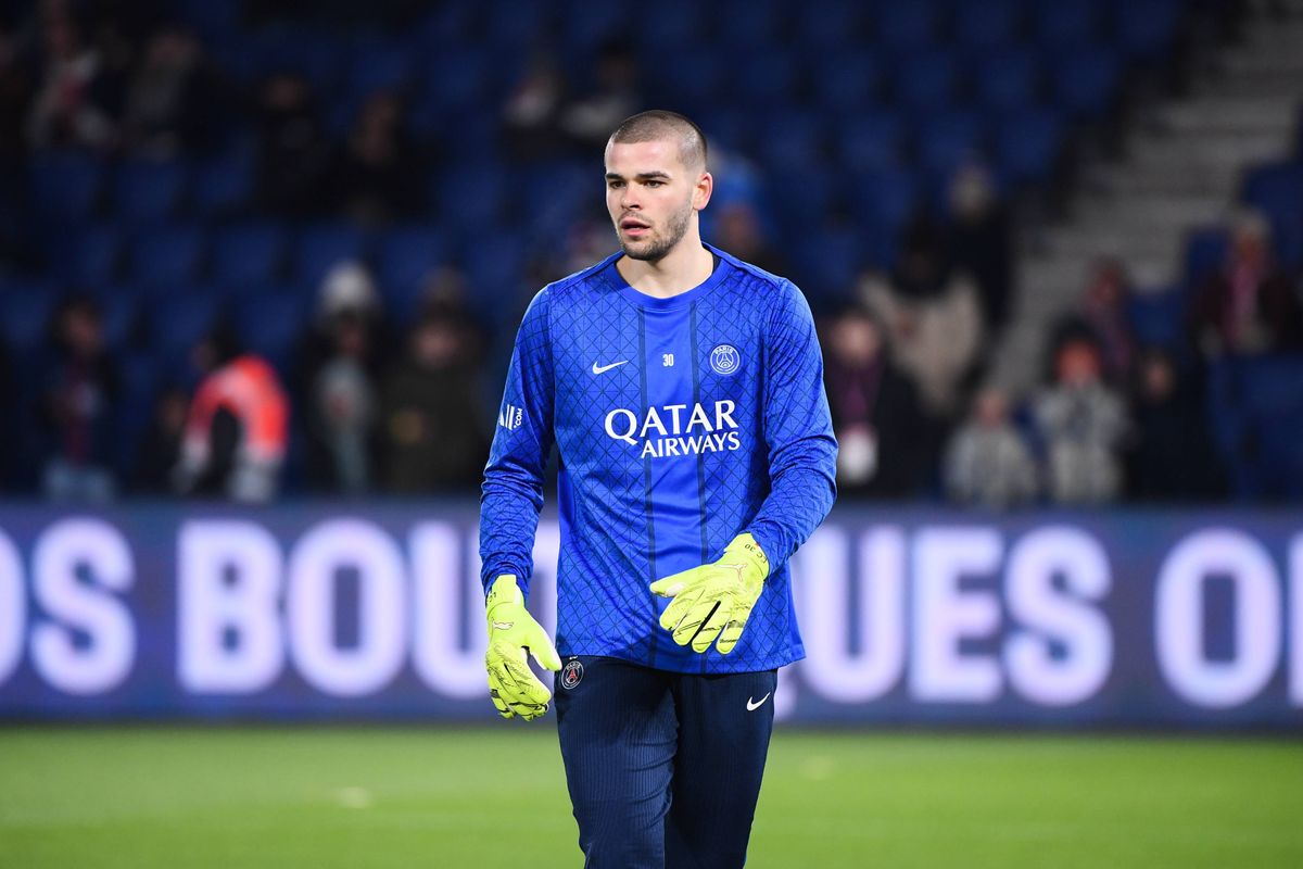 PSG : Lucas Chevalier reçoit un ultimatum