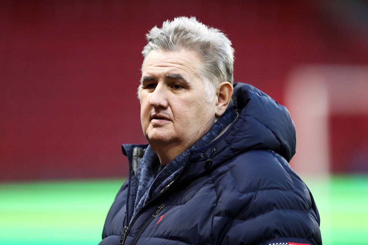 « Quand tu te fais insulter, tu craques » : Pierre Ménès défend Daniel Riolo