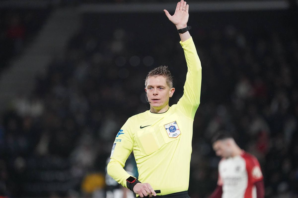 OL-Le Havre change d'arbitre, Lyon est sidéré