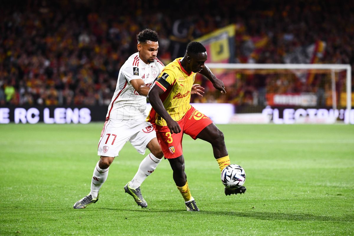 Lens leader de L1, il officialise son départ