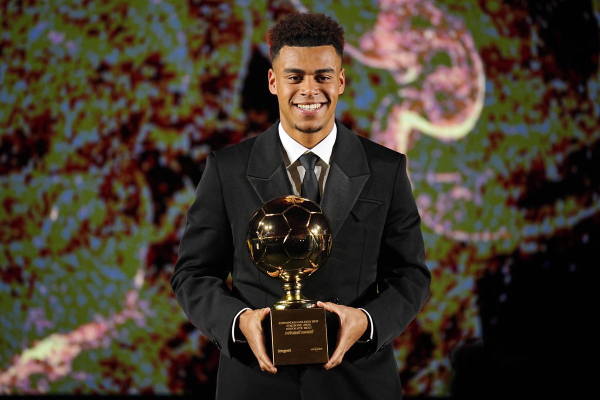 Manchester City menace, le PSG signe un chèque énorme