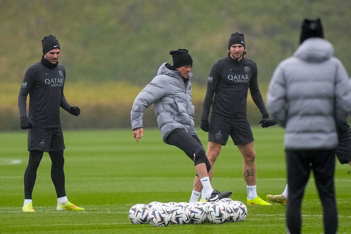 PSG : Zabarnyi ne jouera pas avec Safonov contre Rennes