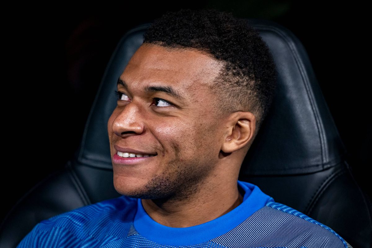 Daniel Riolo prend Mbappé pour clasher Johan Micoud