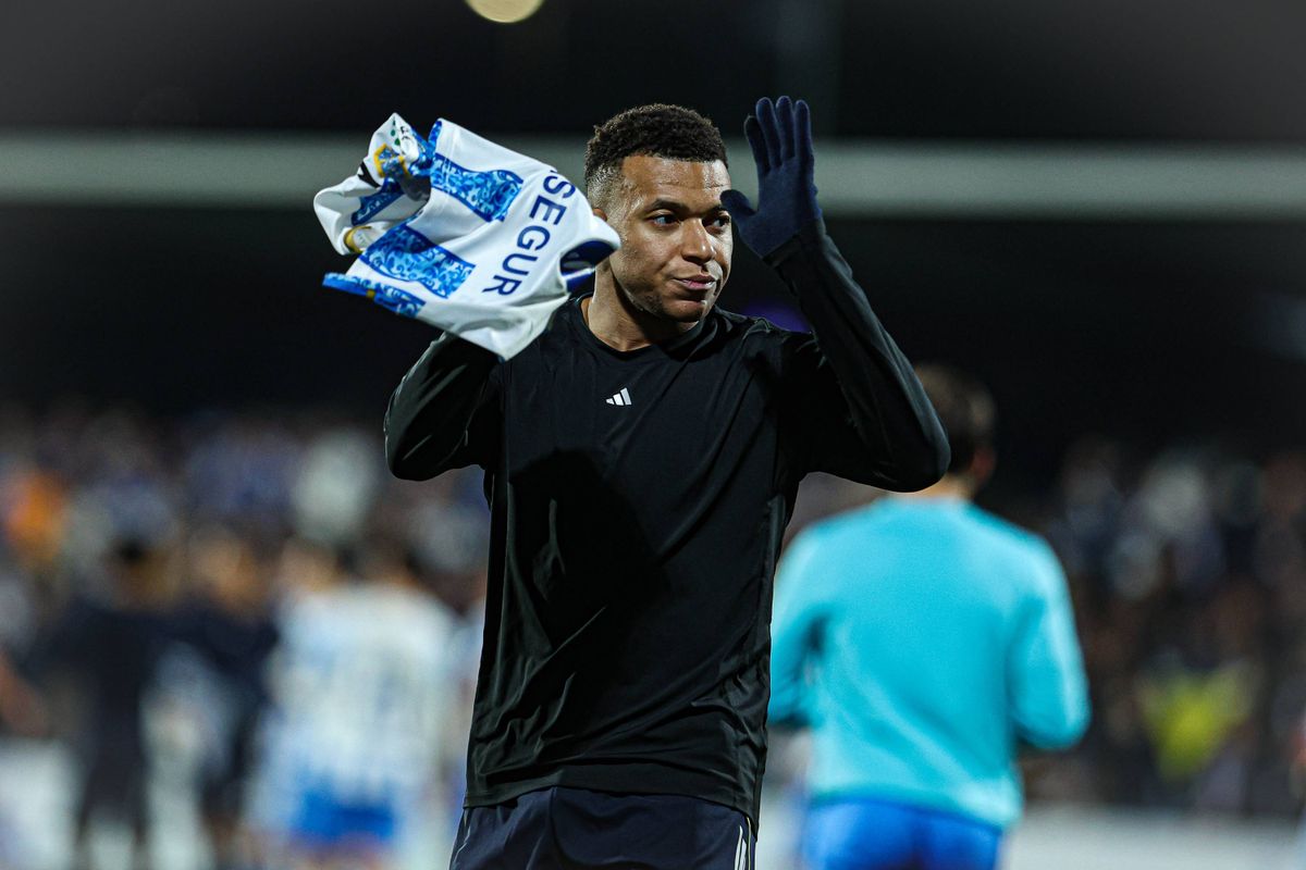 Le Real de Mbappé n'en finit plus d'applaudir le PSG