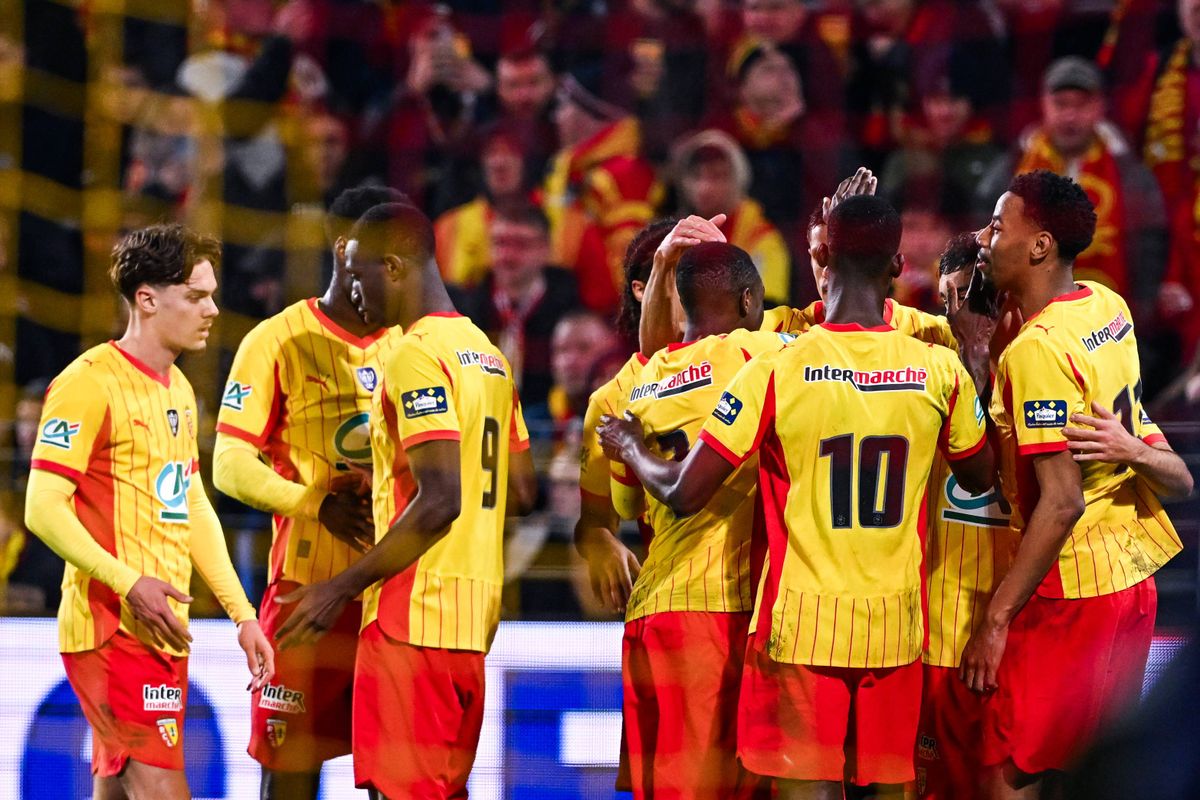 CdF : Lens passe en 16es sans trembler