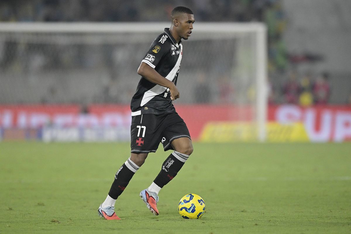 PSG : 50ME pour ce Brésilien, Paris refuse