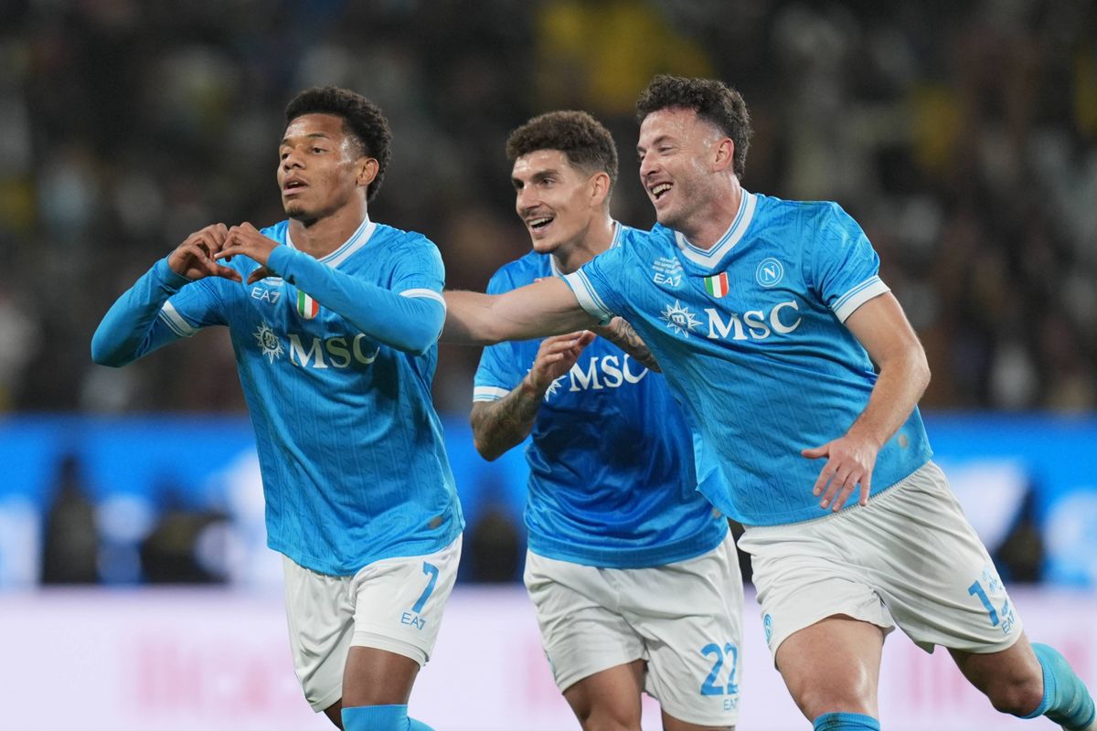 Ita : Naples remporte la SuperCoupe