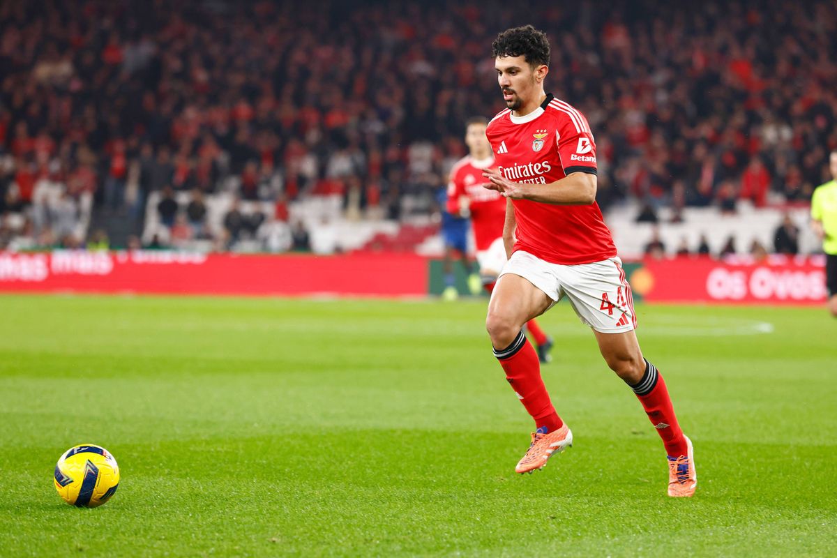 Araujo au PSG, un agent confirme