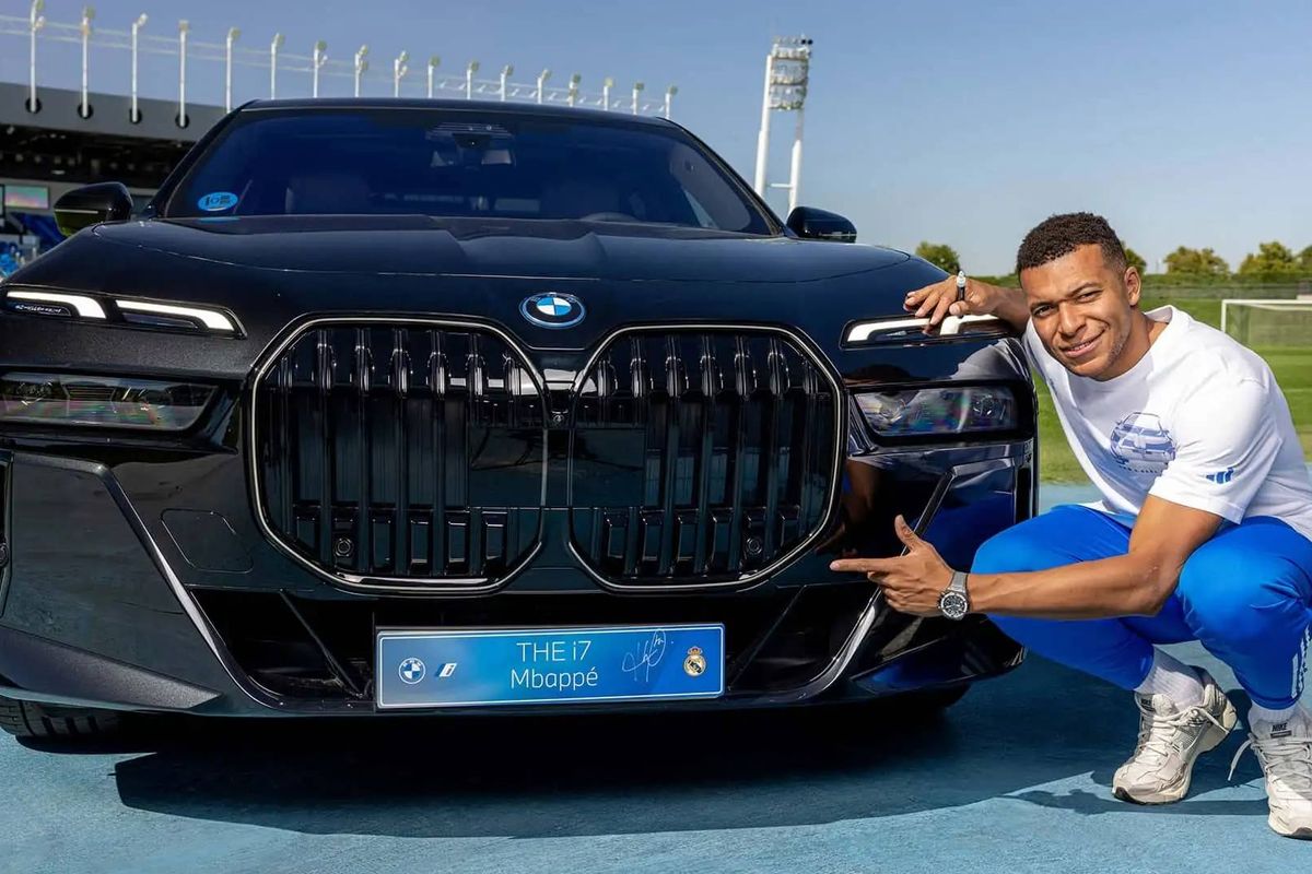 Kylian Mbappé : Sa voiture à 190.000 euros mise en vente