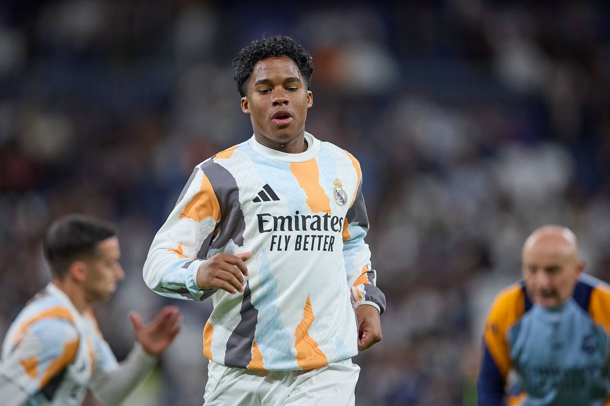 L'OL double la Real Sociedad pour ce coup de génie