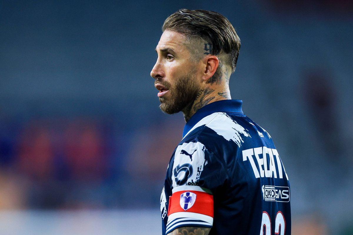 Sergio Ramos de retour à Paris ? Il en rigole