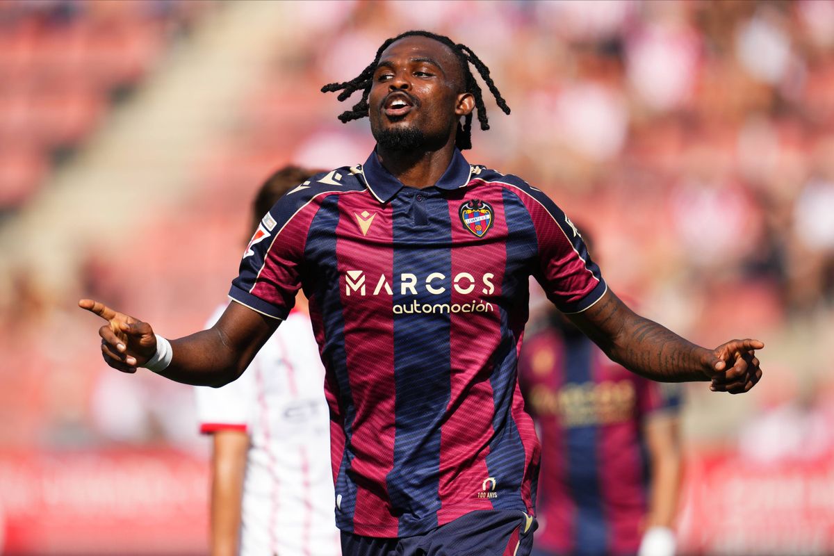 Un renfort surprise en attaque pour Lens