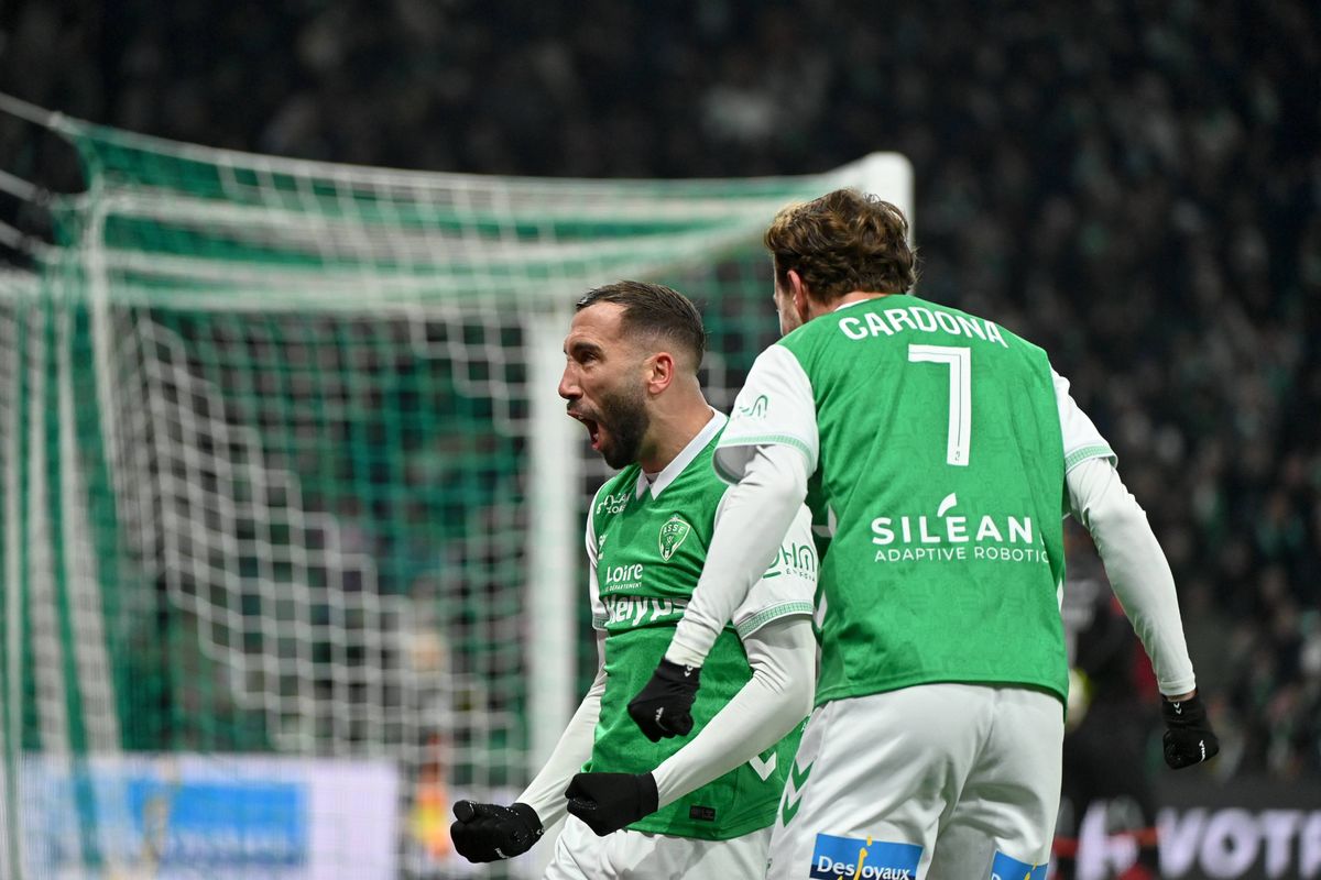 L'ASSE rate son mercato, la Ligue 1 s'éloigne