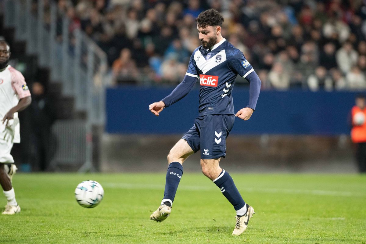 Bordeaux rejoint en tête du National 2