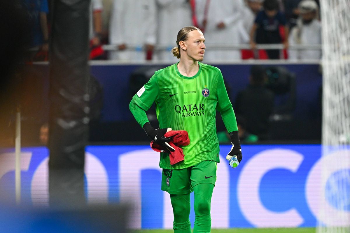 PSG : Safonov forfait plus longtemps que prévu