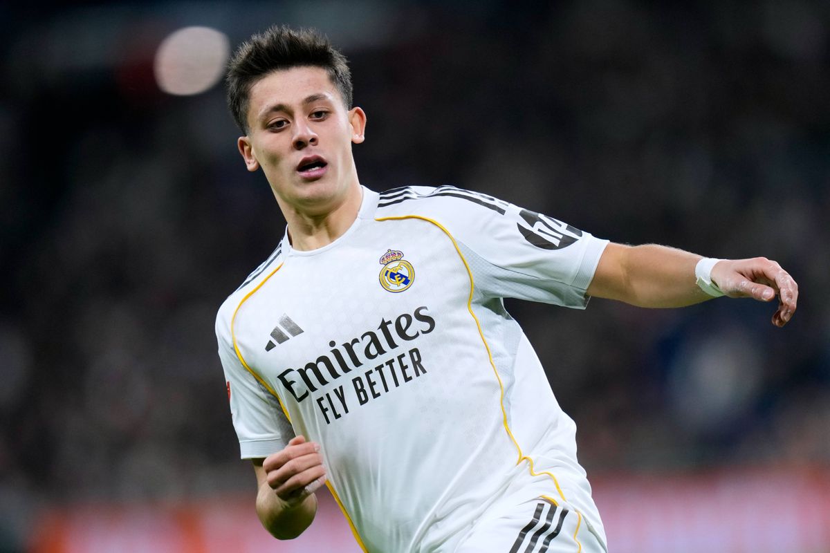 Luis Enrique lance l'opération Arda Güler au PSG