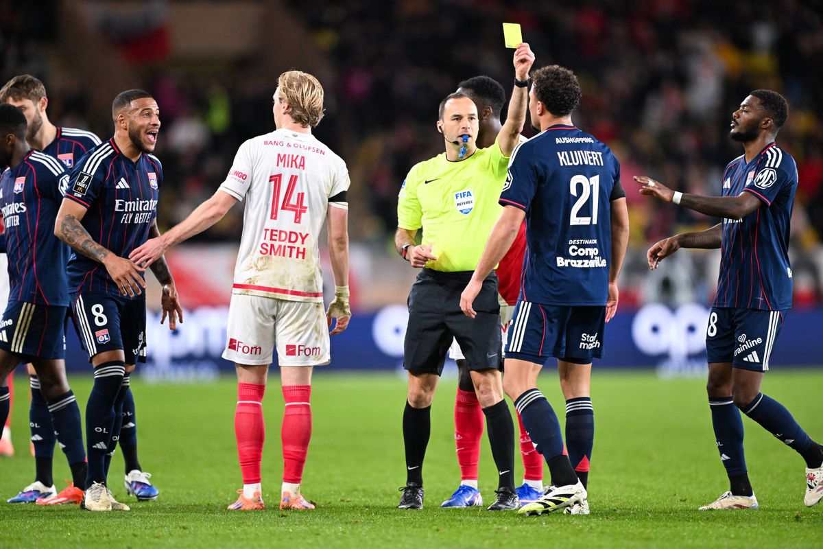 OL : Lyon avantagé par l'arbitre, L'Equipe est cash