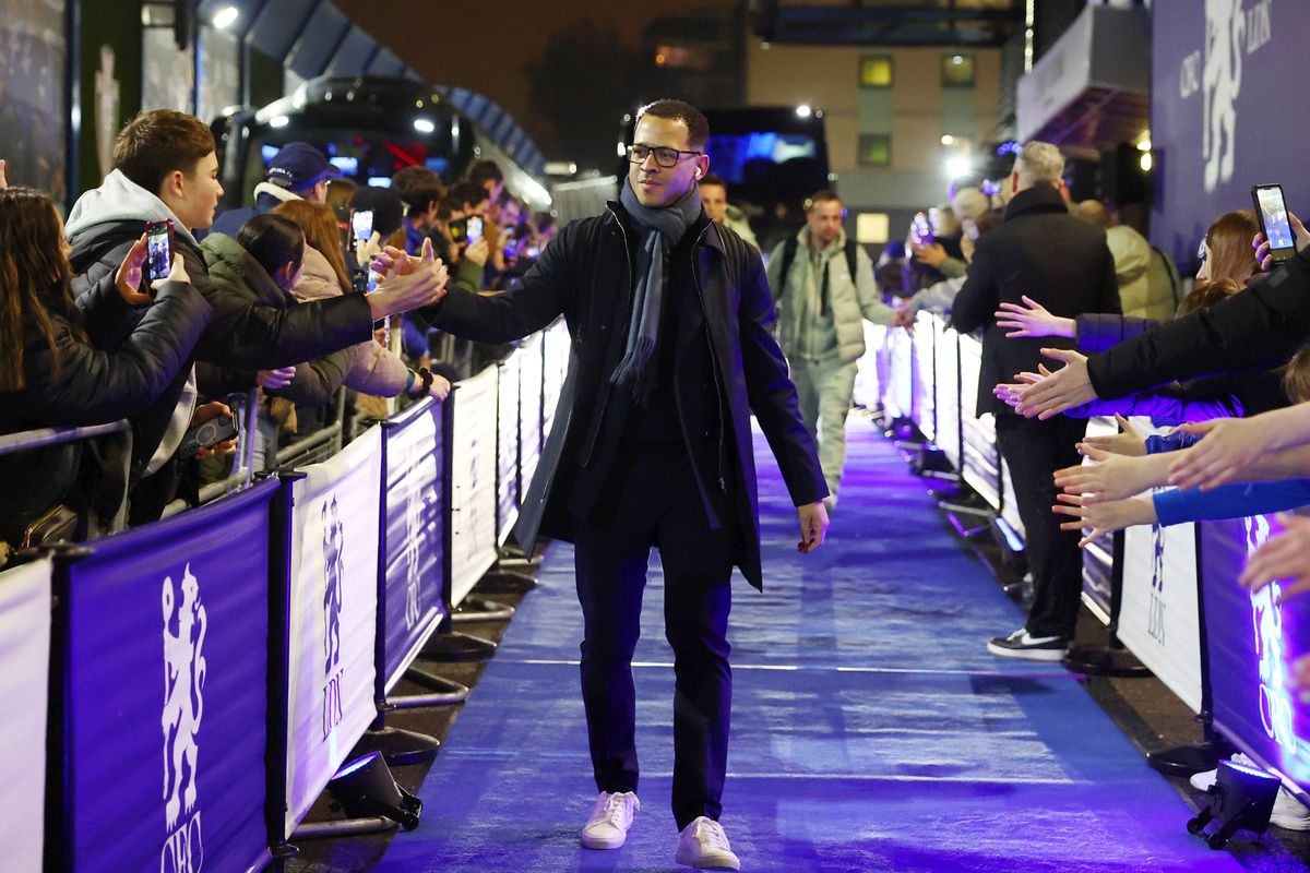 Chelsea : Premier clash pour Rosenior, le PSG sort le champagne