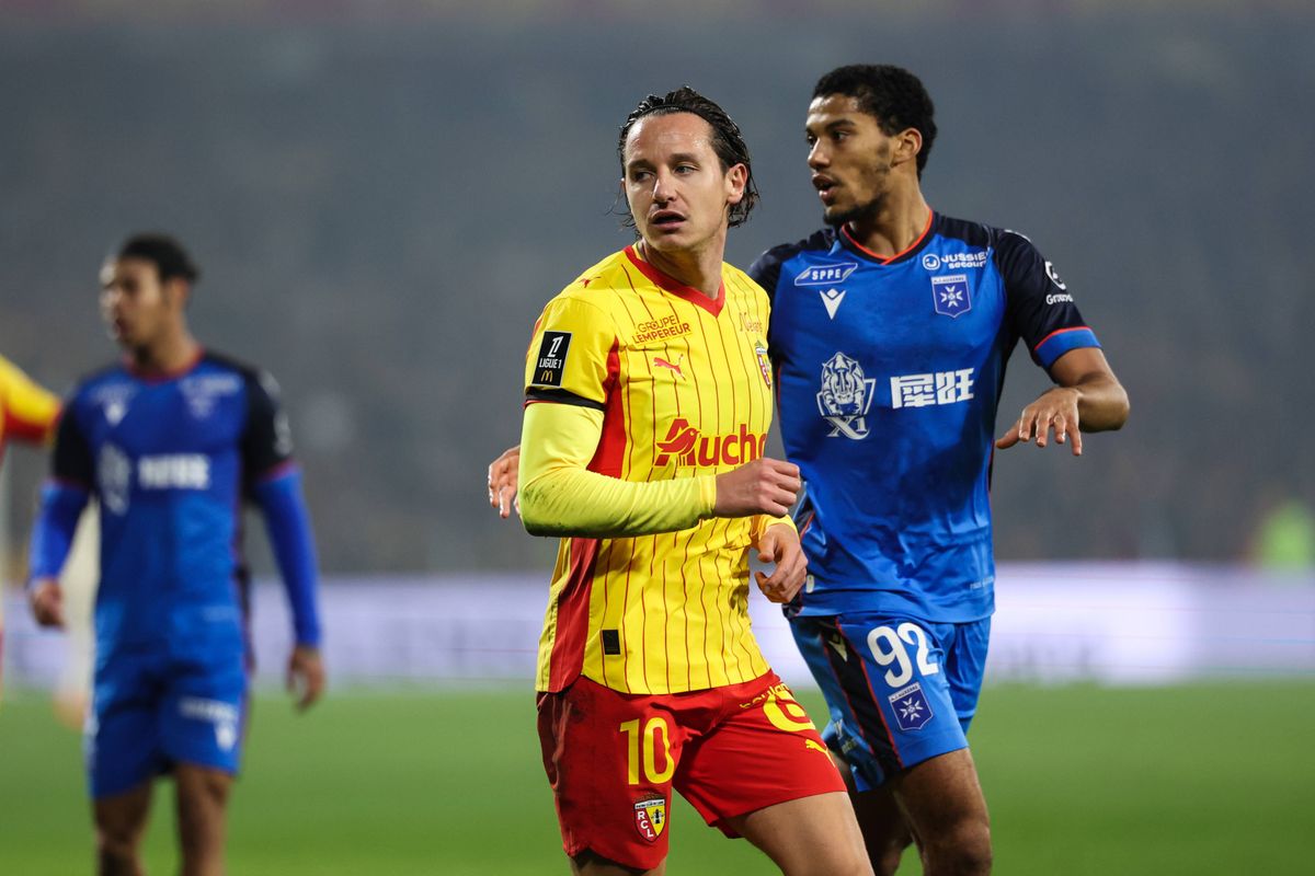 Un coach de Ligue 1 offre le titre au RC Lens