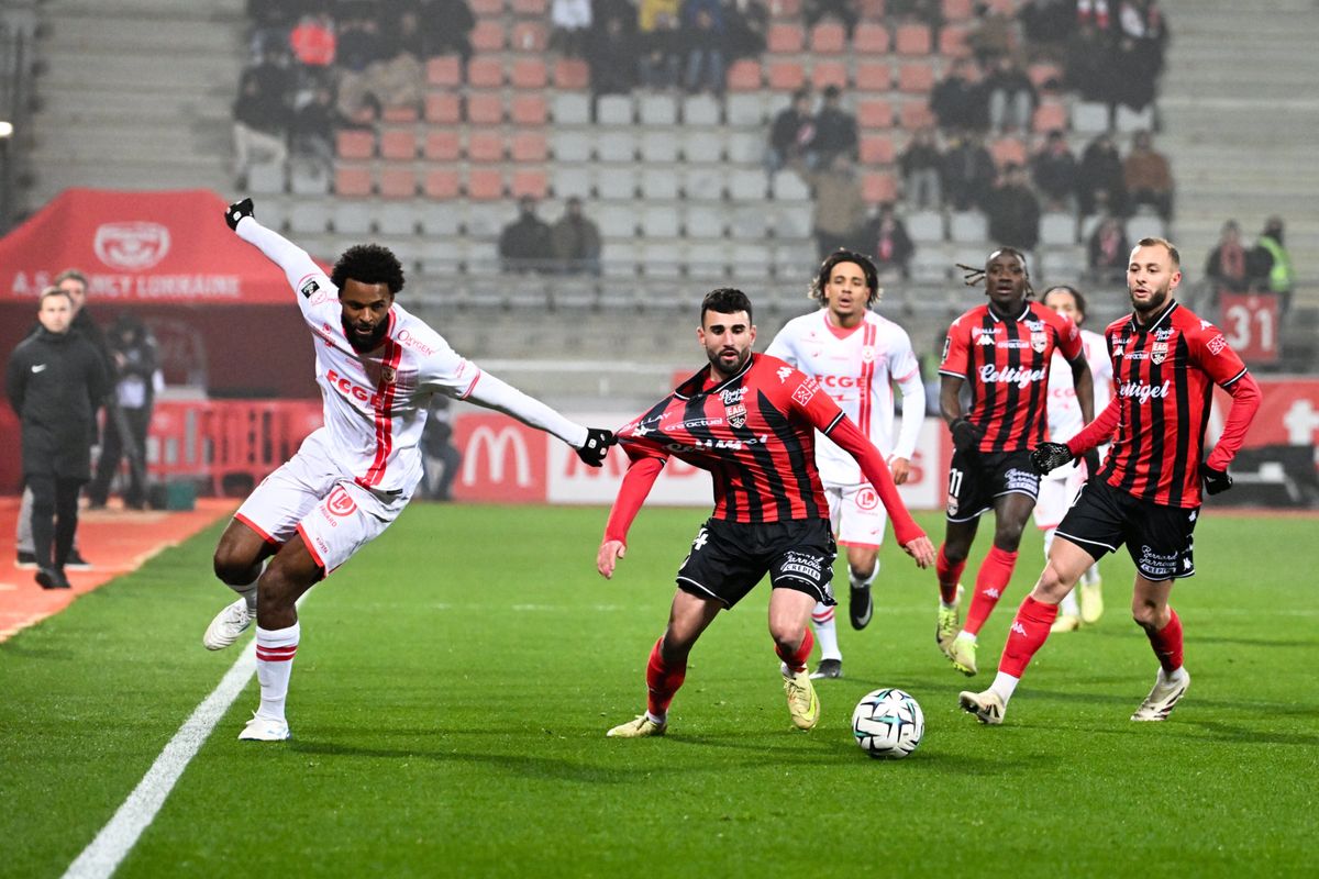 L2 : Guingamp donne la leçon à Nancy