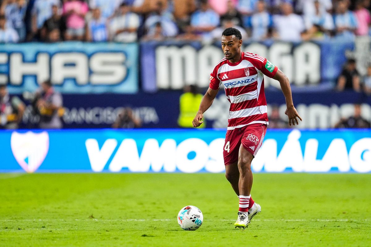 L'ASSE s'attaque à un défenseur intouchable