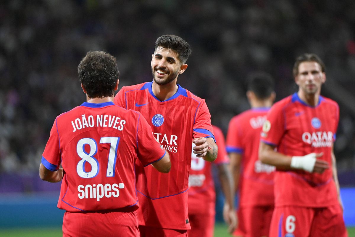 L'Allemagne s'arrache Beraldo, le PSG exige 30 ME