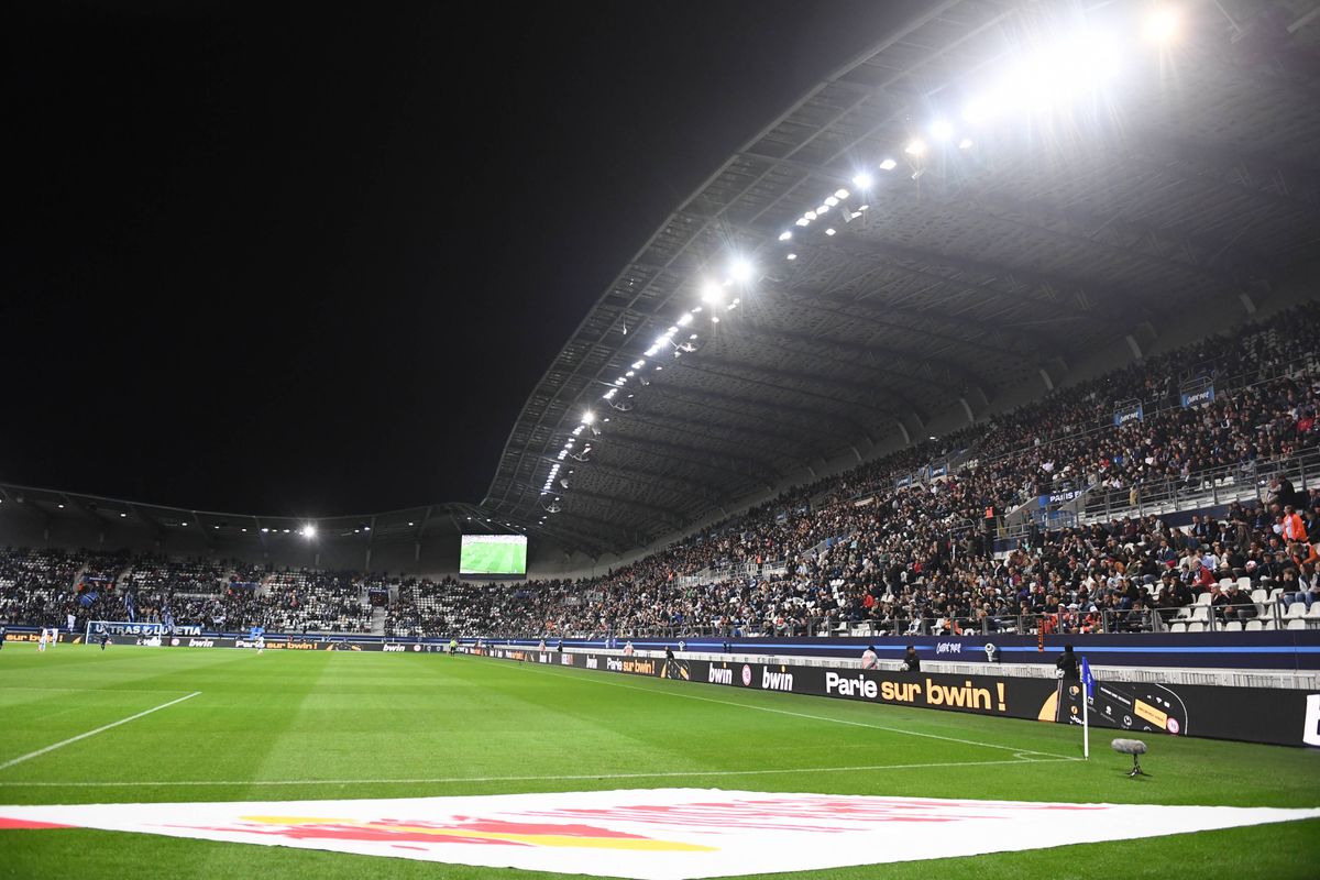 Lens prépare un énorme boycott à Paris