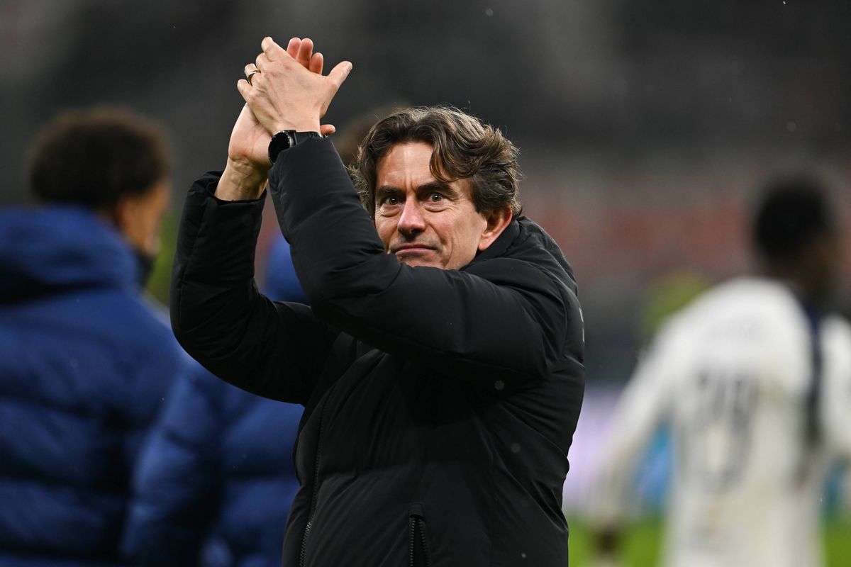 Tottenham vire Thomas Frank