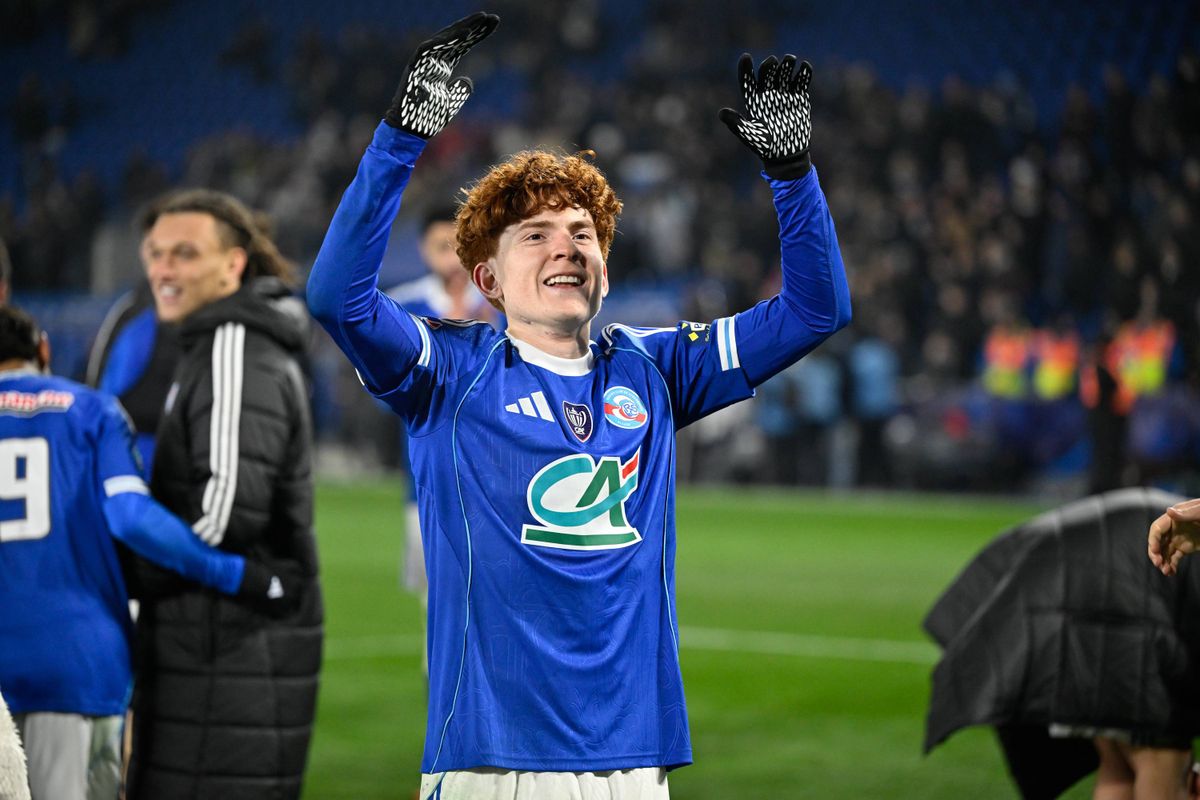 Strasbourg : Pierre Ménès tacle les anti-BlueCo