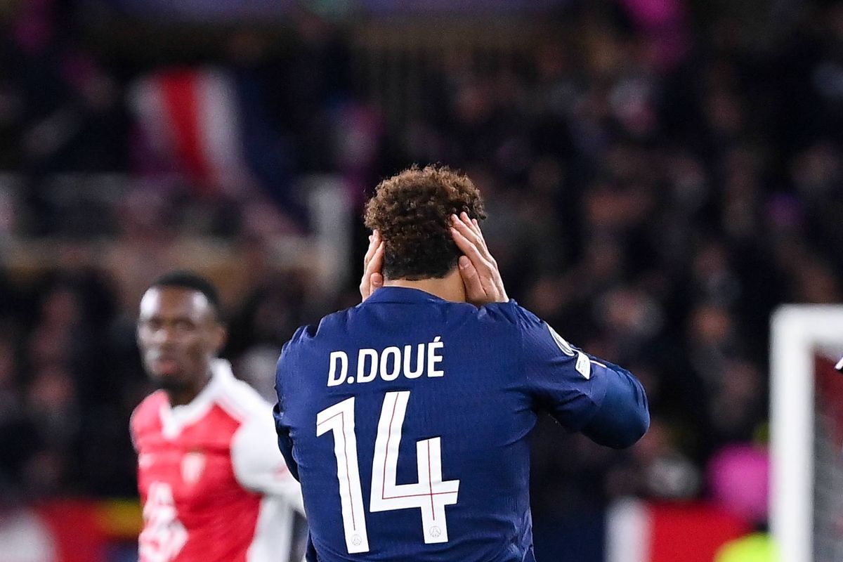 PSG : Désiré Doué contredit Daniel Riolo