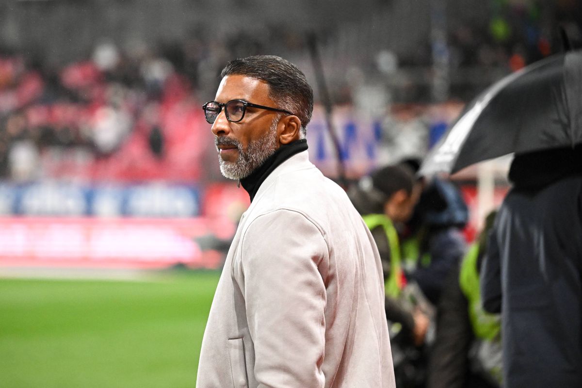 OM : Habib Beye fait des calins à ses joueurs