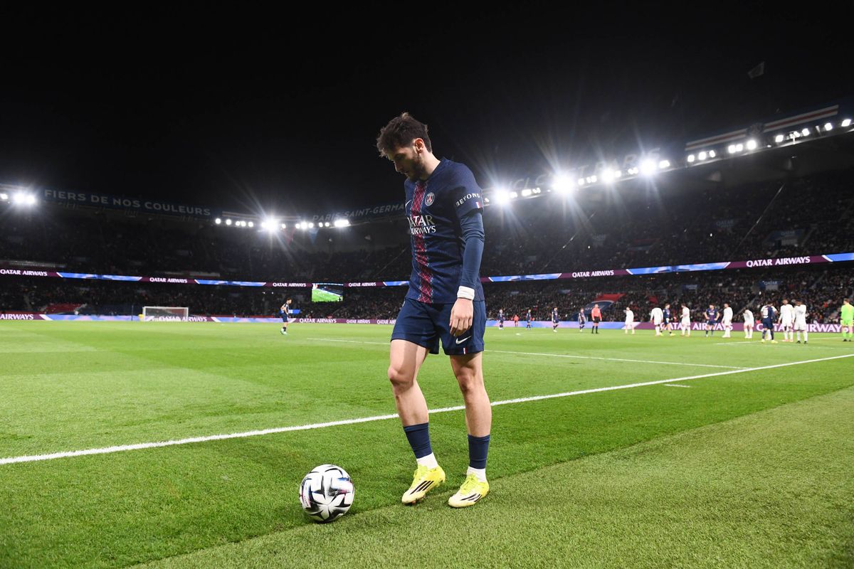 Kvaratskhelia, le départ surprise du PSG