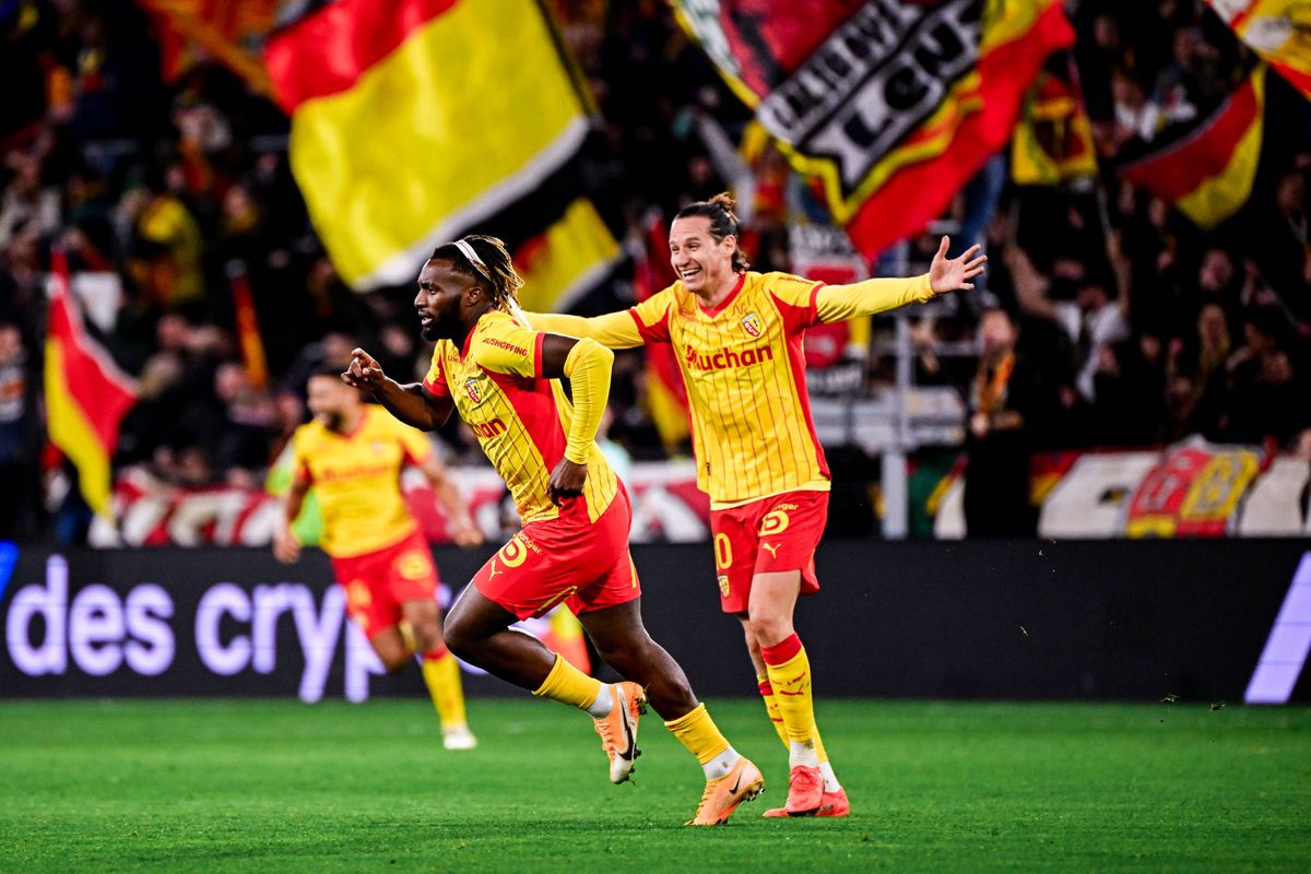 Saint-Maximin menace Thauvin, Lens a un problème