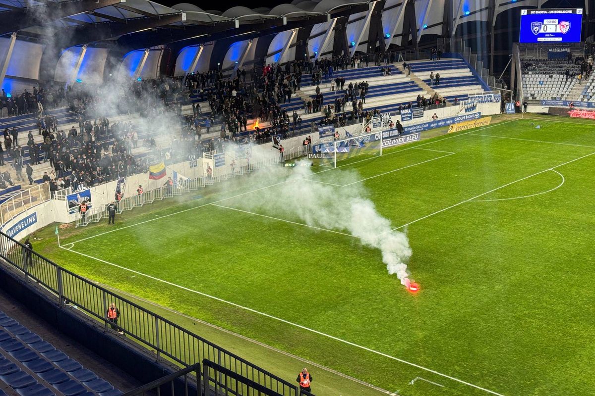 Chaos à Bastia, 100 supporters tentent d'envahir les vestiaires