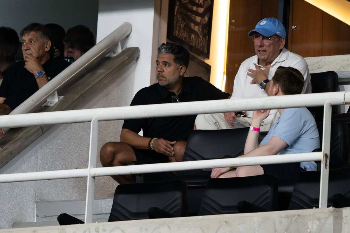 OL : Ares et Textor négocient un accord explosif