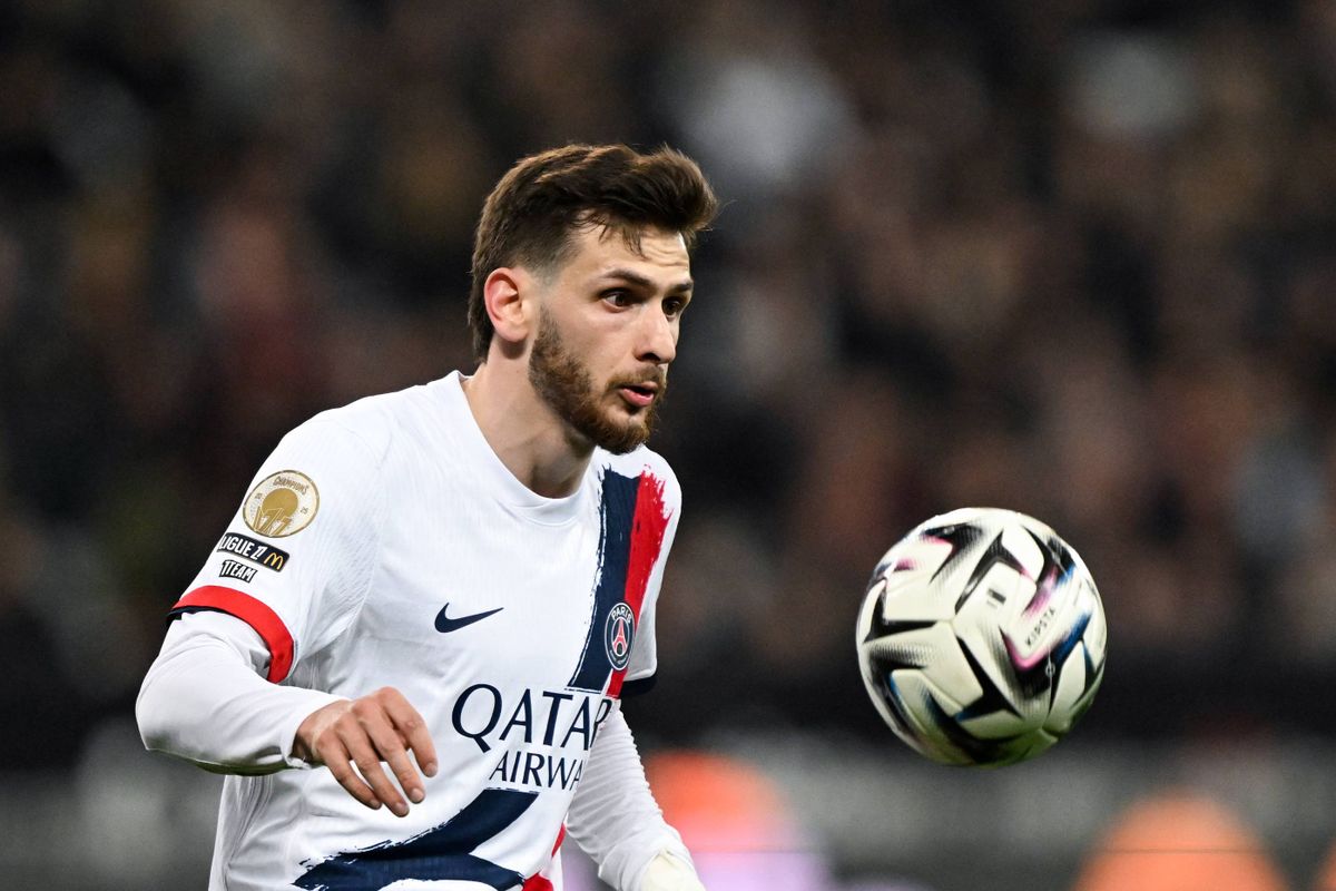 PSG : Arsenal s'attaque officiellement à Kvaratskhelia