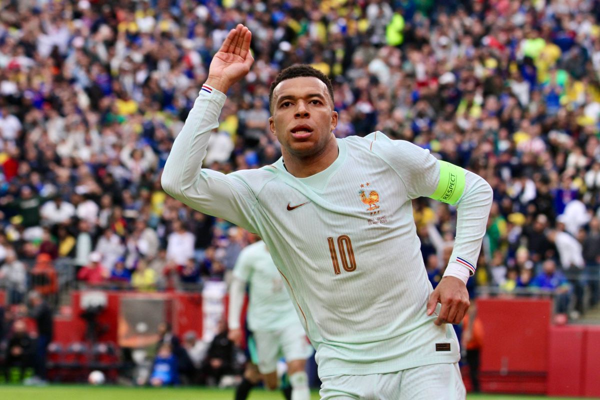 Mbappé danse la samba, la France s'offre le Brésil !