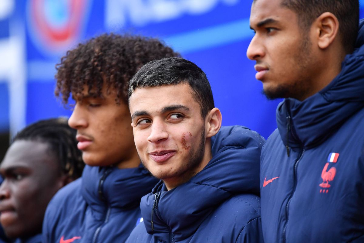 Cette pépite de l'OL et du PSG regrette de ne pas avoir écouté la mère de Mbappé