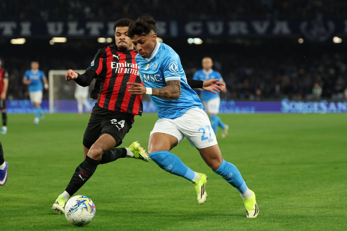 Ita : Naples domine l'AC Milan