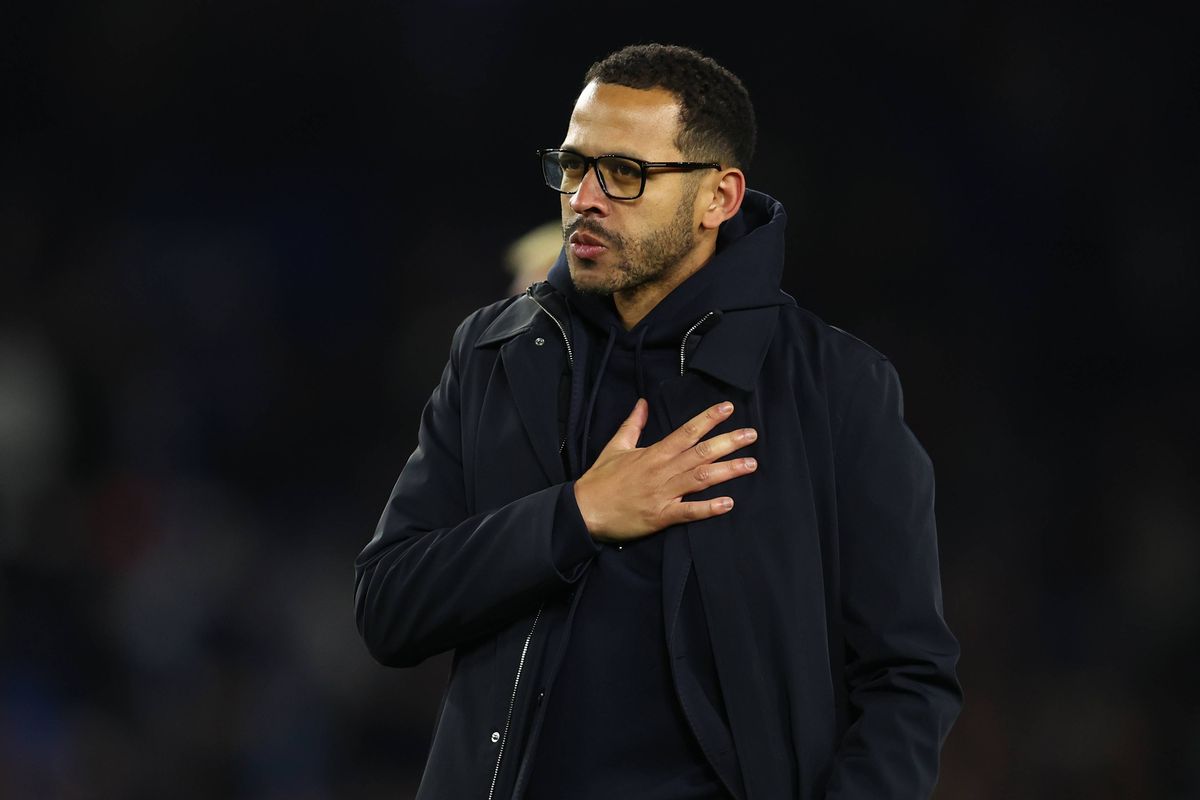 Chelsea : Rosenior déjà limogé ?