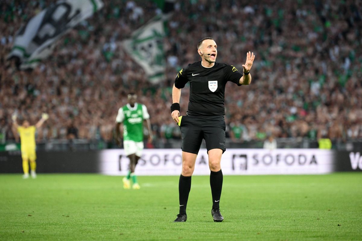 ASSE : L'arbitre scandalise les Verts