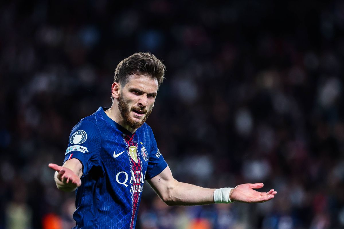 « Kvaratskhelia pour remplacer Salah » : Il supplie Liverpool