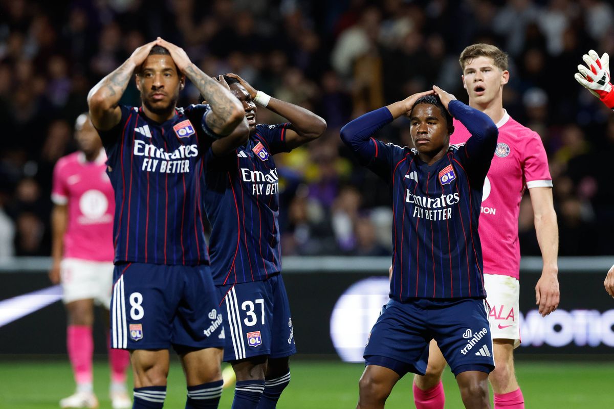 L'arbitrage a fait très mal à l'OL, il est choqué