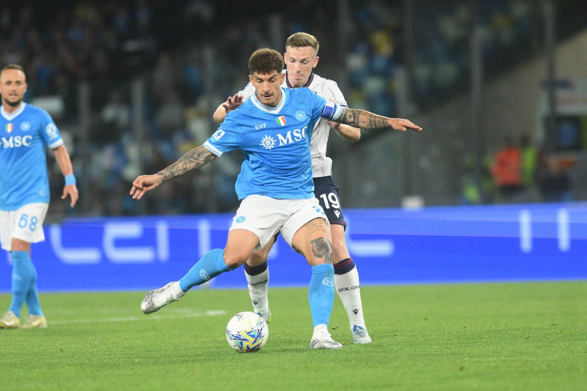 Serie A : Rowe surprend Naples, le suspense relancé