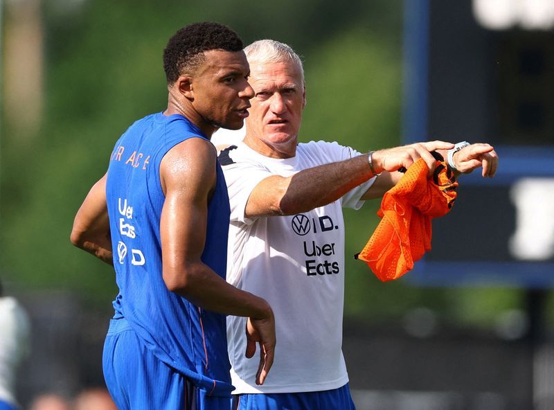 CdM : Les Bleus veulent éviter un piège XXL
