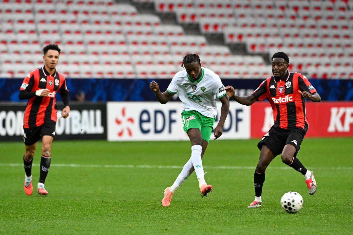 Il prolonge à l'ASSE, les supporters soulagés